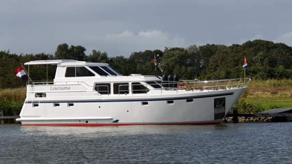 De Louisiana  bij het eiland Langehoekspolle op de Fluessen.